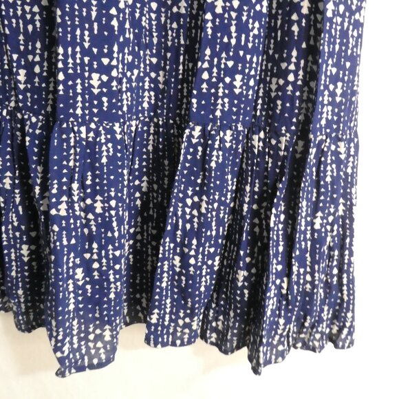 EVERLY | large | Blue and White Patterned Lined Skirt | Stretchy Waistband | NWT - Picture 9 of 16